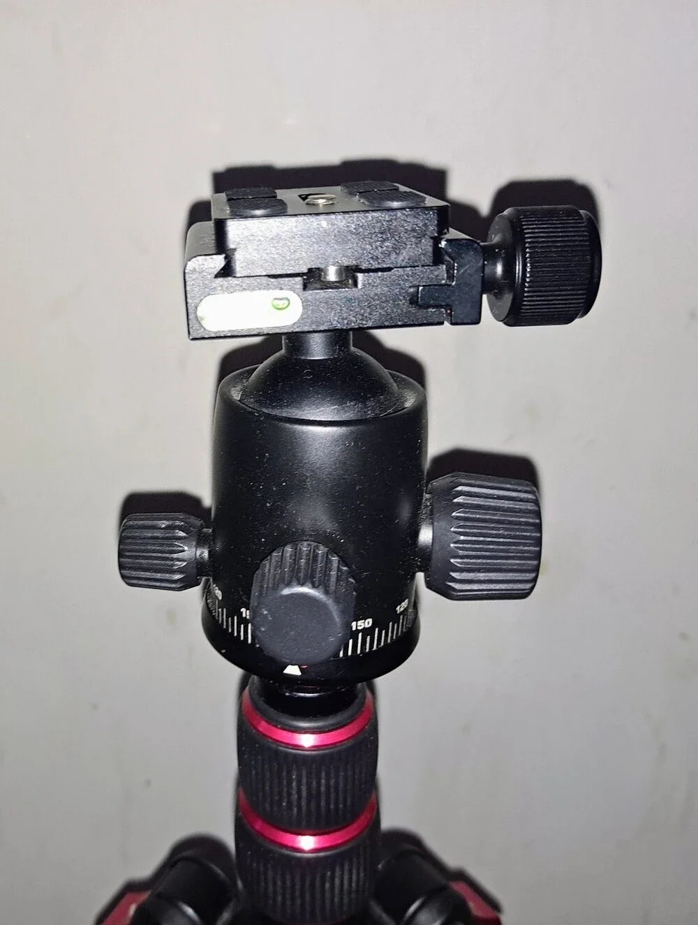SmallRig camera tripod
